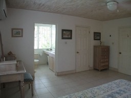 Alamanda Villa's Master Bedroom en-suite.